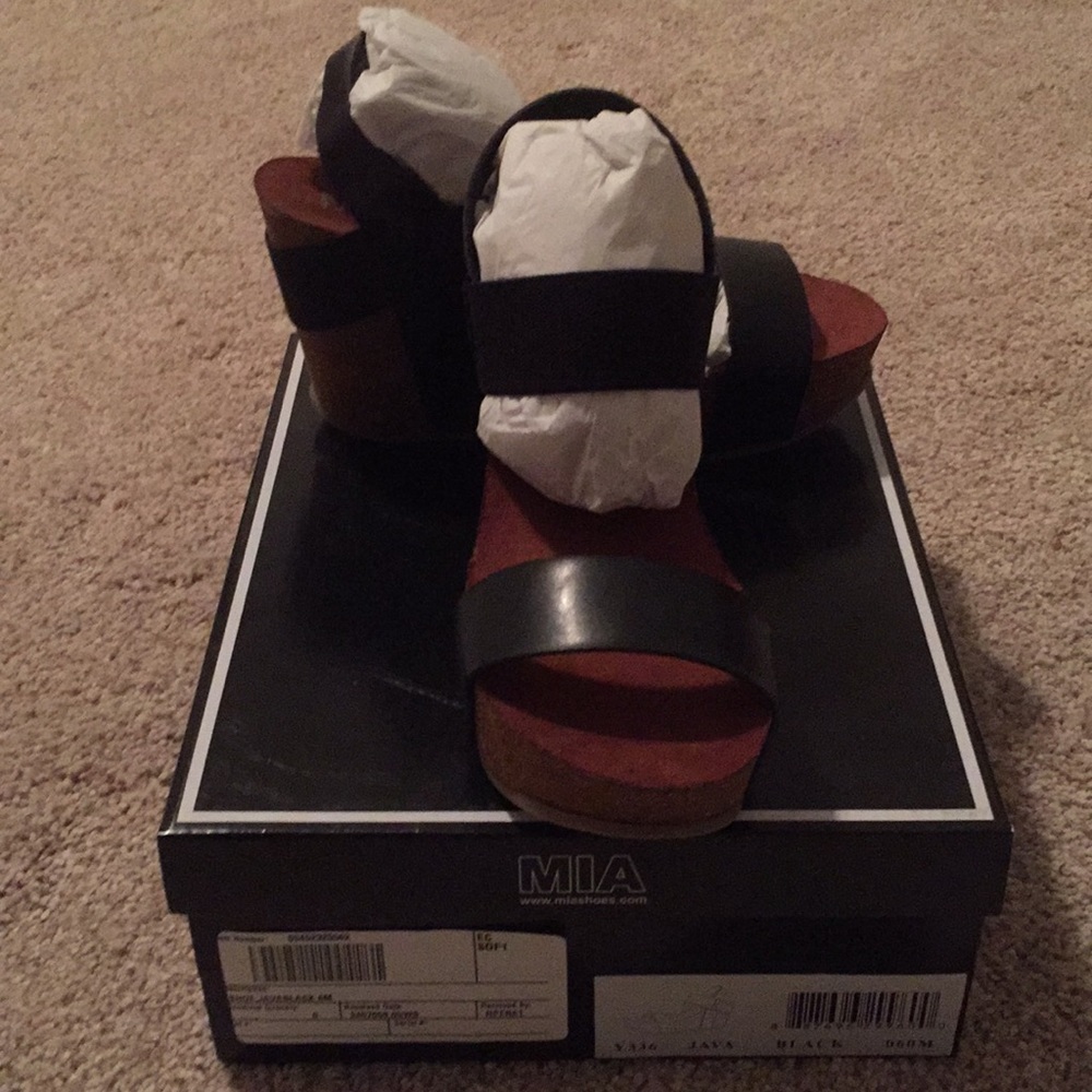 MIA Java platform wedge sandal